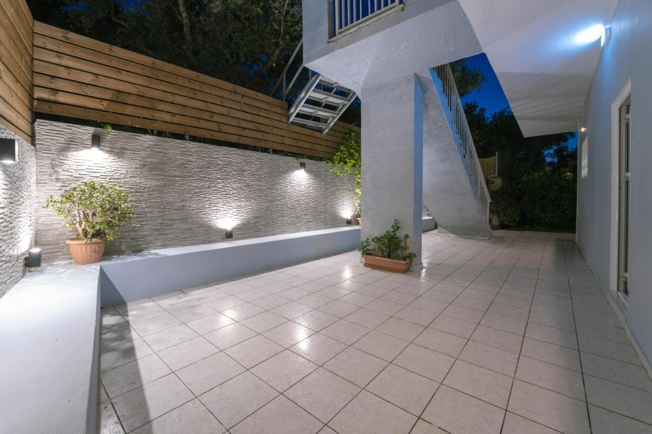 טסיליבי Callinica Hotel מראה חיצוני תמונה