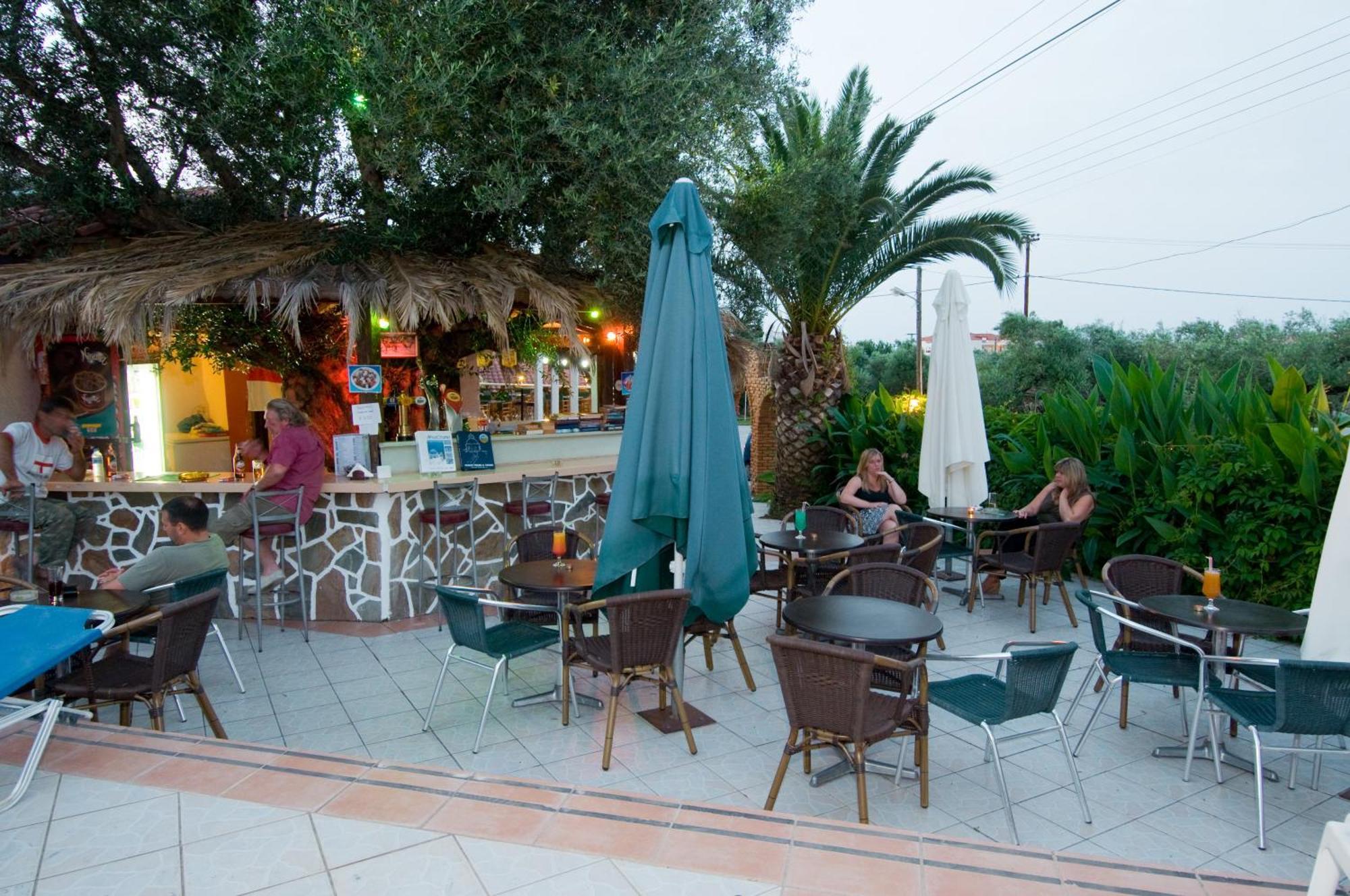 טסיליבי Callinica Hotel מראה חיצוני תמונה