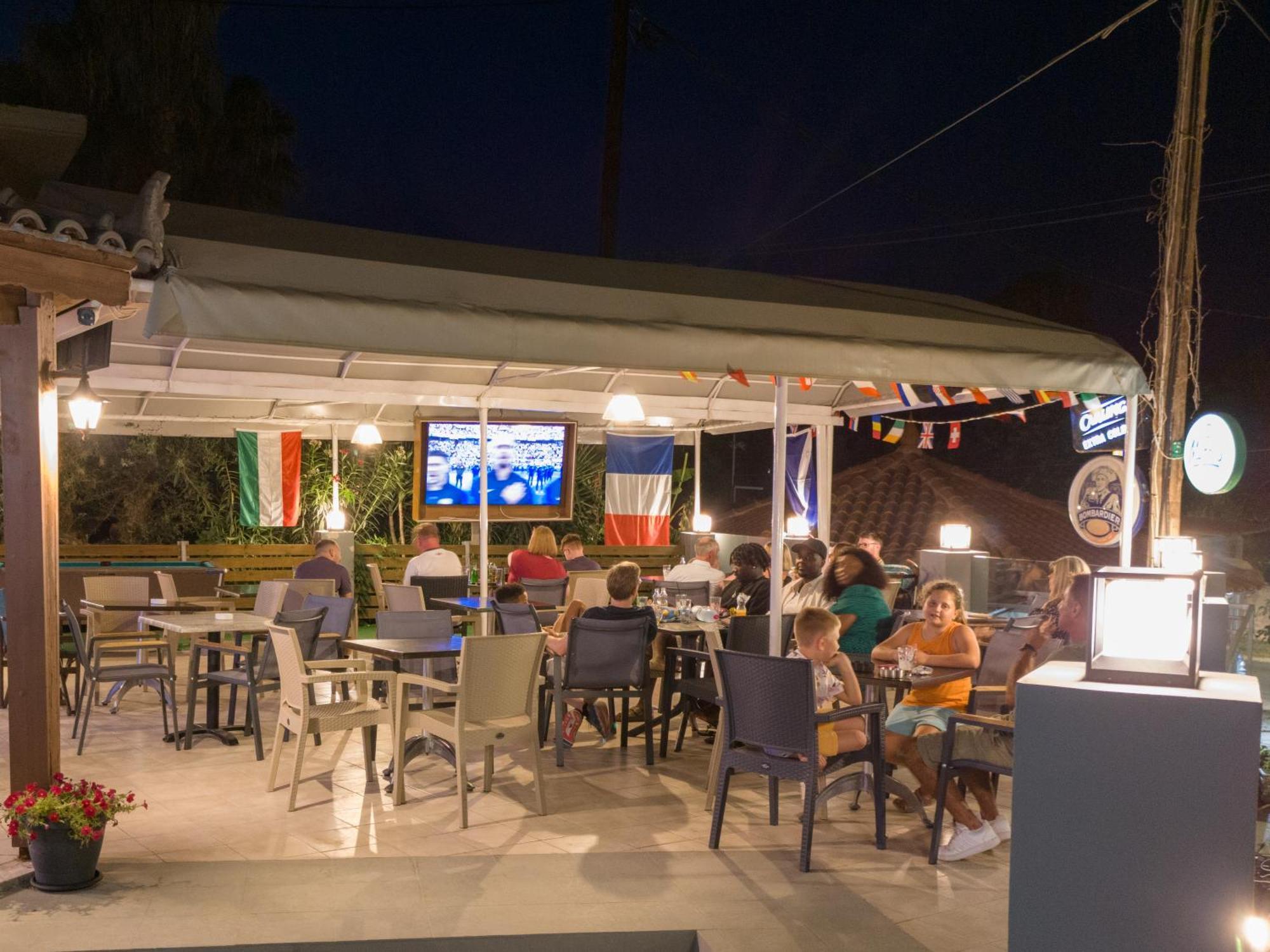 טסיליבי Callinica Hotel מראה חיצוני תמונה