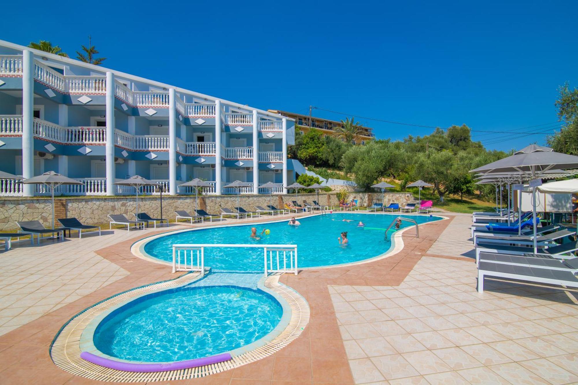 טסיליבי Callinica Hotel מראה חיצוני תמונה