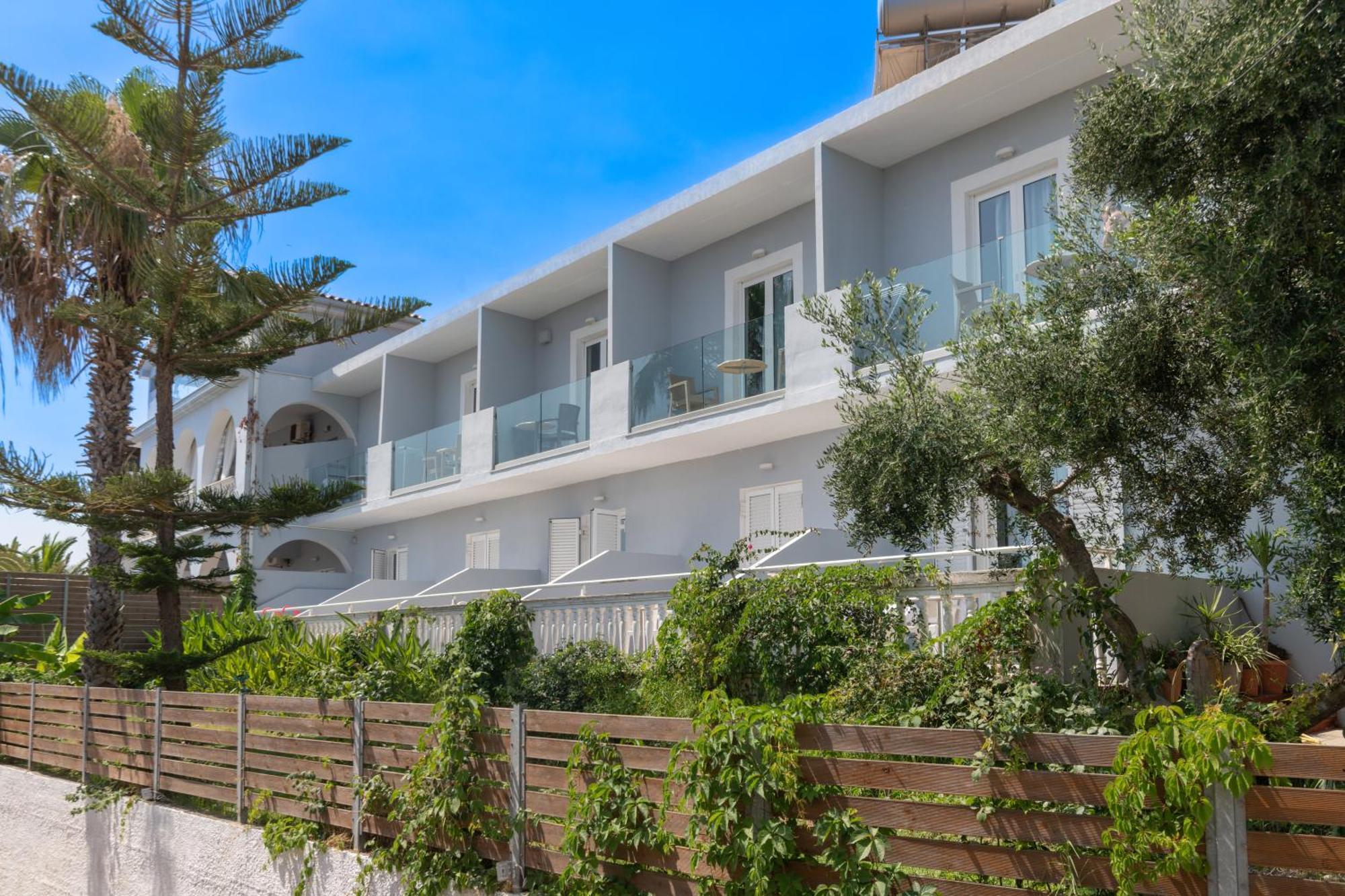 טסיליבי Callinica Hotel מראה חיצוני תמונה