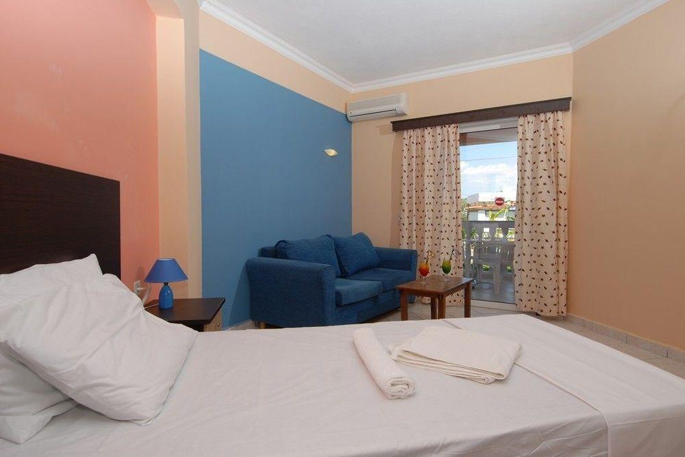טסיליבי Callinica Hotel מראה חיצוני תמונה