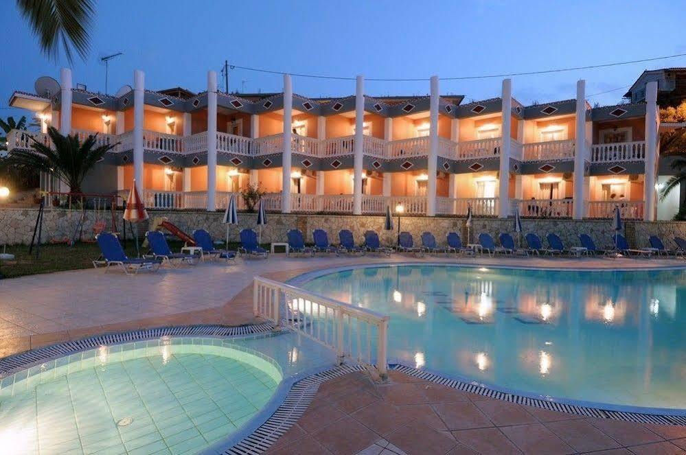 טסיליבי Callinica Hotel מראה חיצוני תמונה